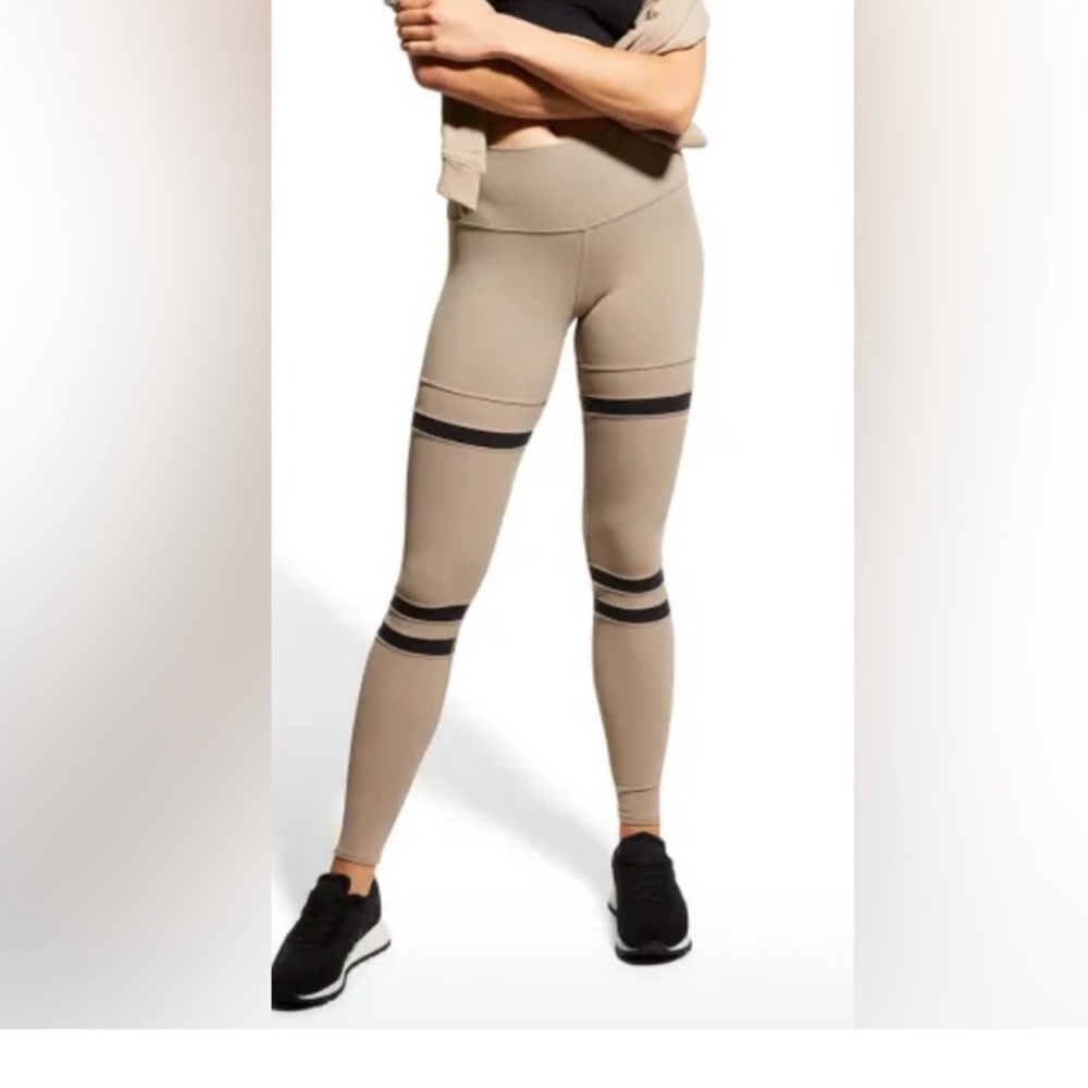 ALO YOGA Moto Style Legit Beige/Black High Waist Striped Leggings size medium